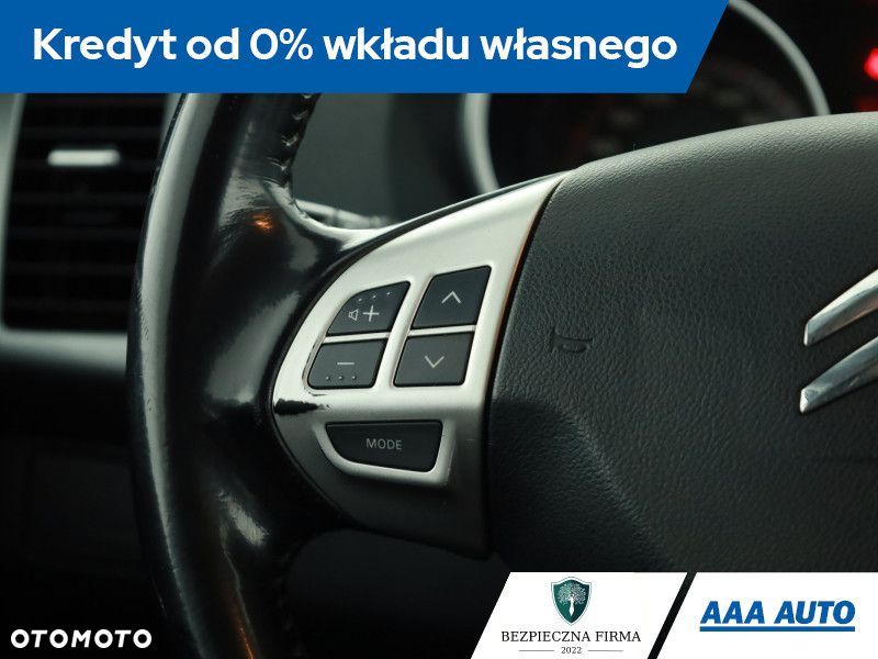 Citroën C-Crosser - 14