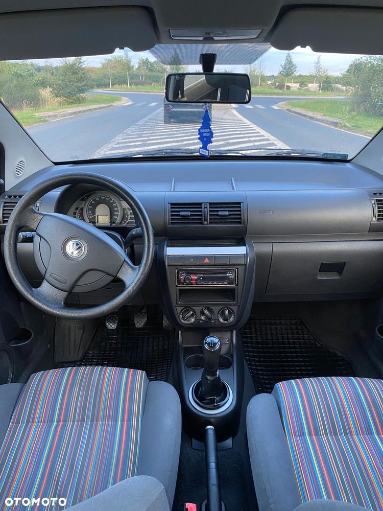 Volkswagen Fox - 4