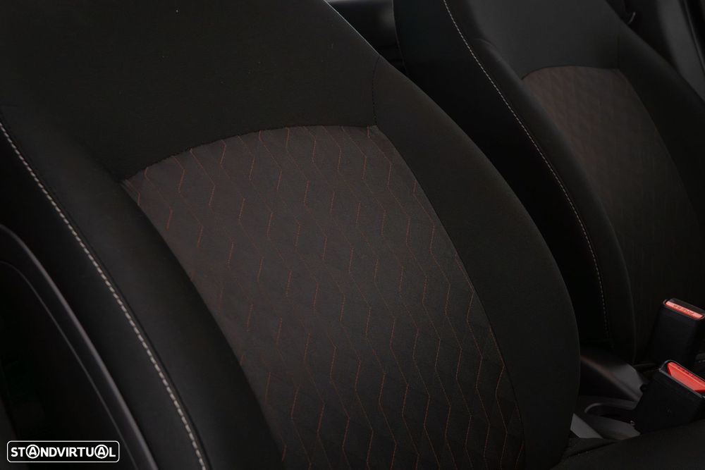 Mitsubishi Space Star 1.2 Intense - 34