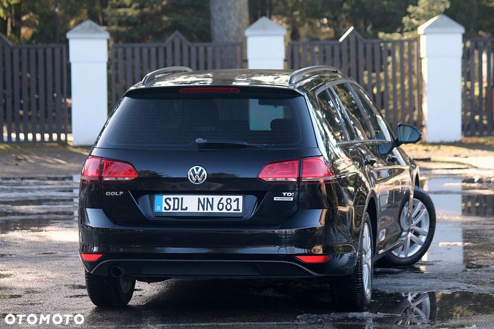 Volkswagen Golf 1.6 TDI BlueMotion Technology Comfortline - 20