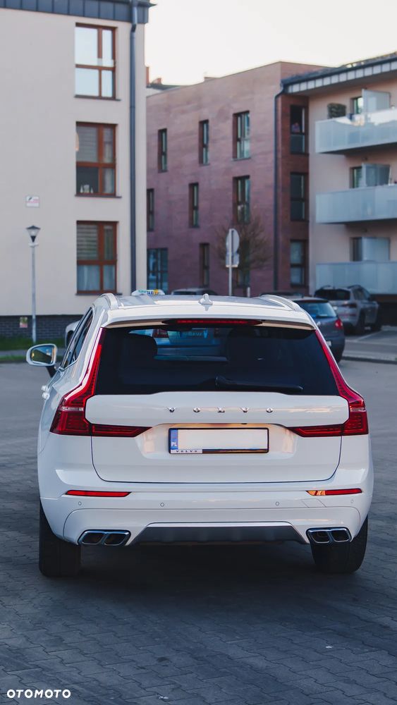 Volvo XC 60 B4 B Momentum - 3