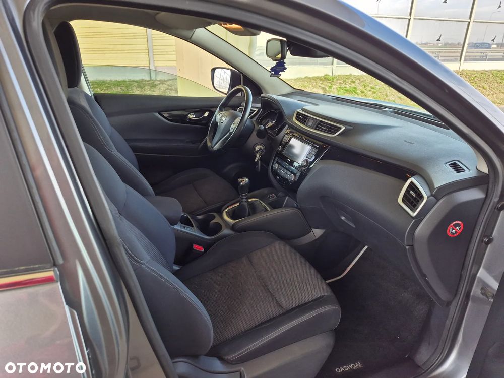 Nissan Qashqai 1.6 dCi DPF Start/Stop tekna - 8