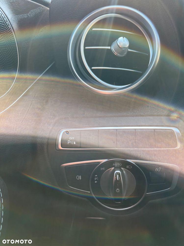 Mercedes-Benz Klasa C 200 4-Matic 7G-TRONIC - 18
