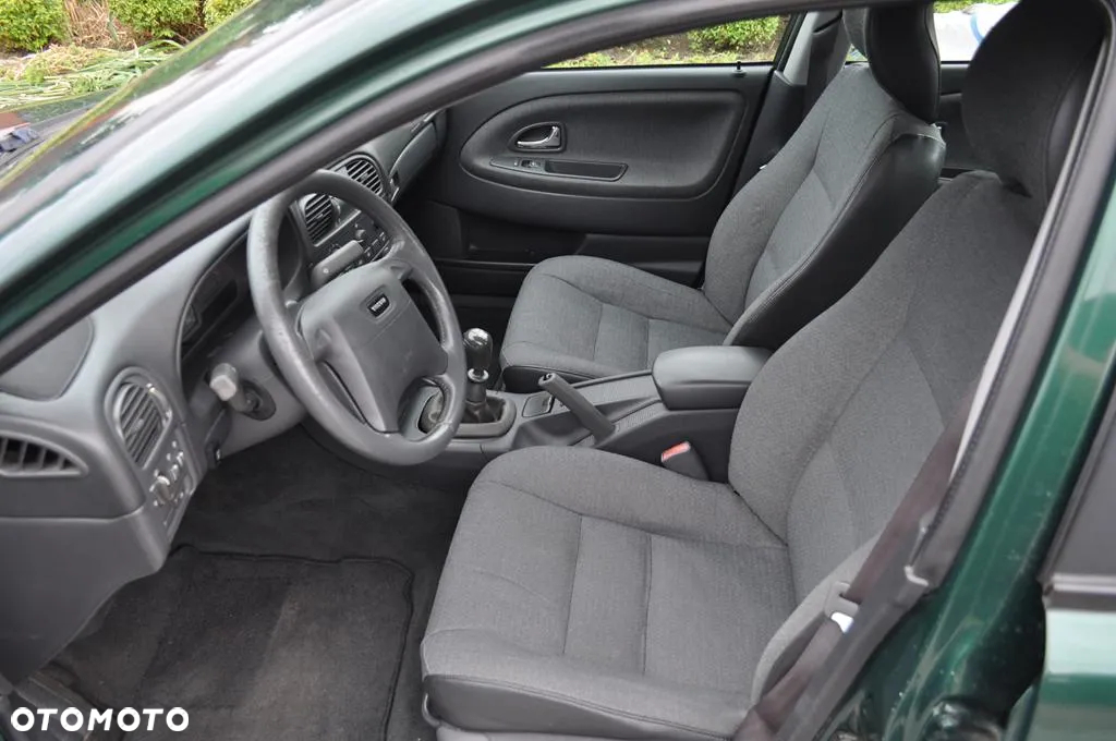 Volvo S40 1.8 - 7