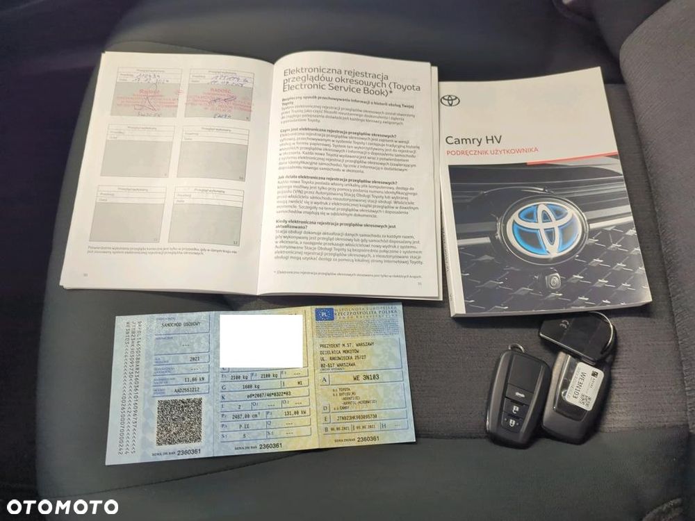 Toyota Camry 2.5 Hybrid Comfort CVT - 18