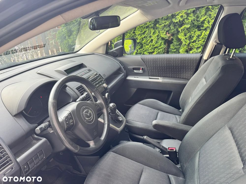 Mazda 5 - 9