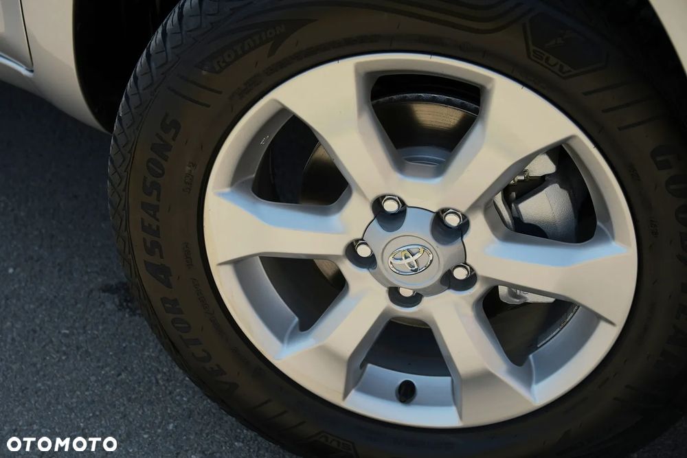 Toyota RAV4 2.0 VVT-i Prestige - 14