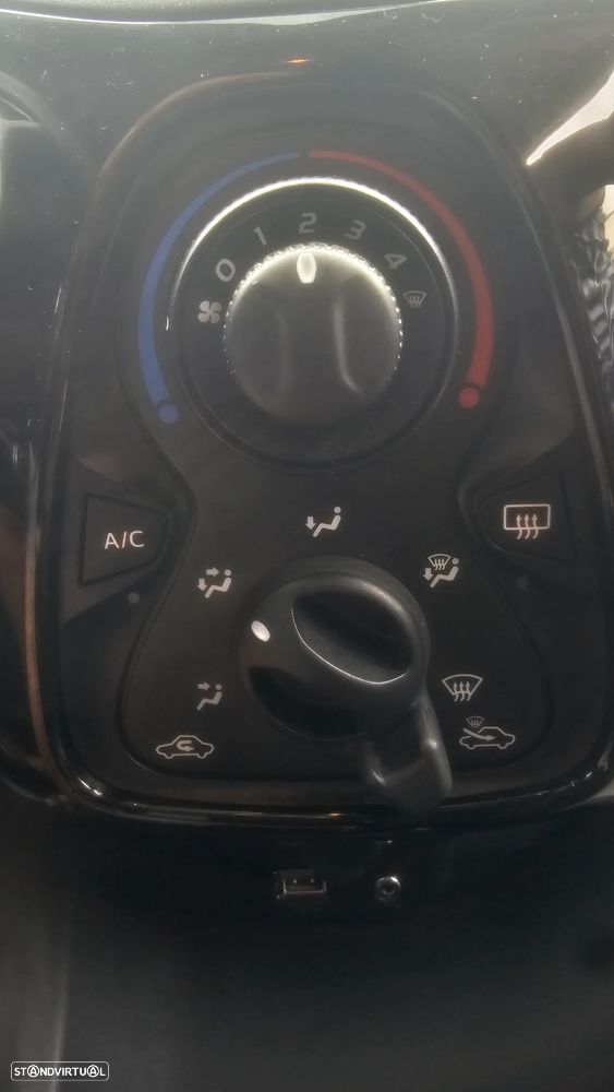 Peugeot 108 1.0 VTi Style ETG5 - 7