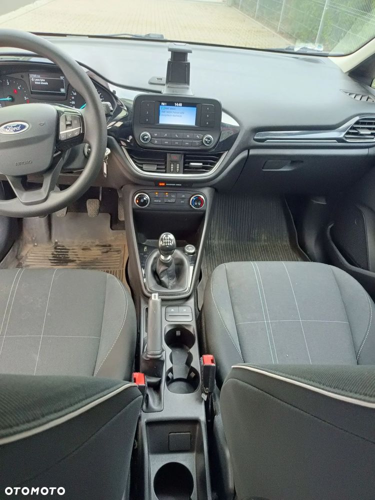 Ford Fiesta - 19
