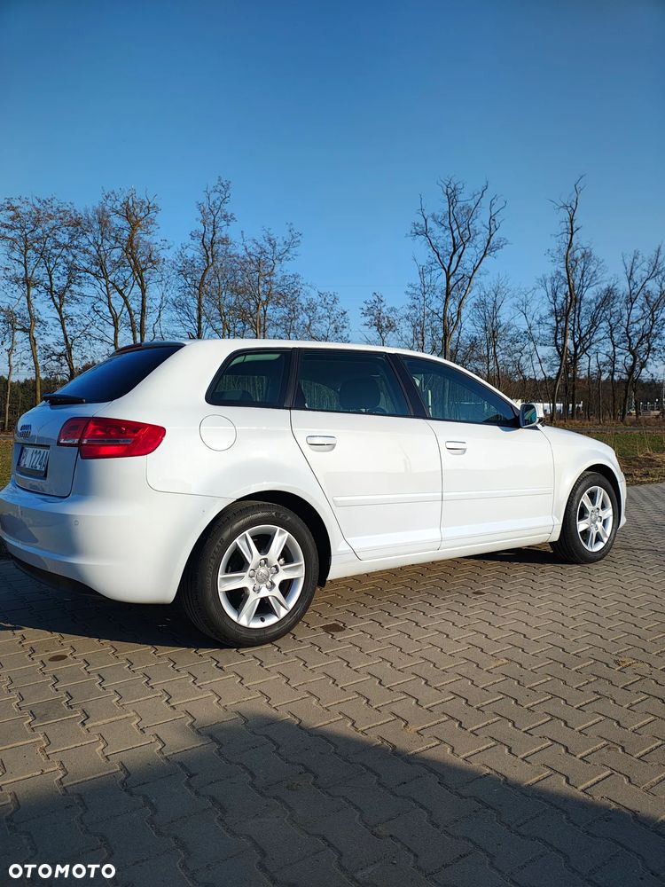 Audi A3 Sportback 1.8 TFSI S tronic Ambiente - 6