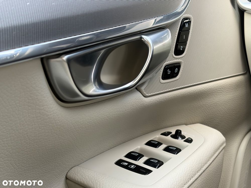 Volvo V90 D4 Inscription - 11