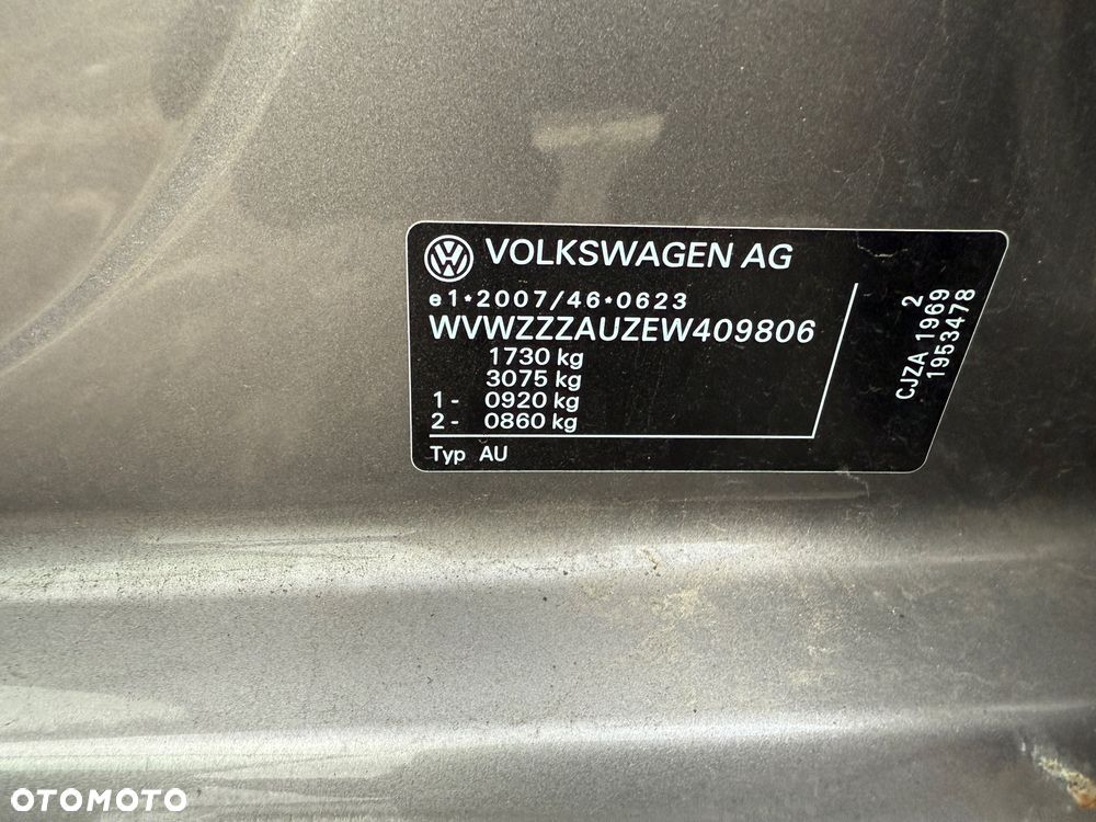 Volkswagen Golf - 12