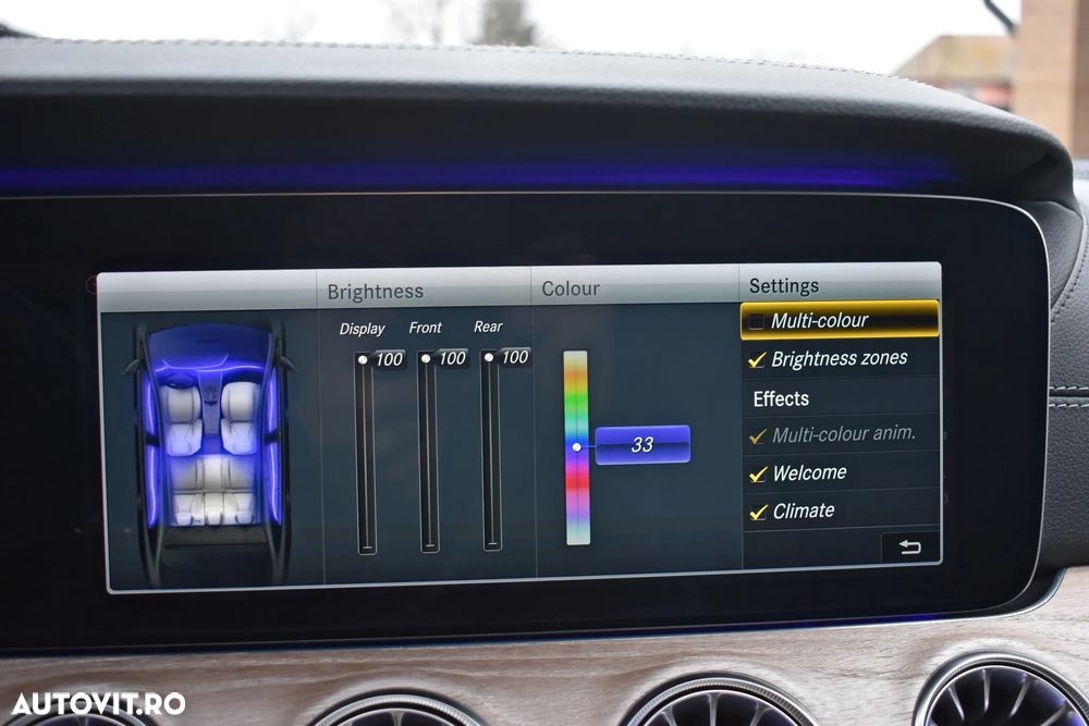 Mercedes-Benz CLS 350 d 4MATIC Aut - 31