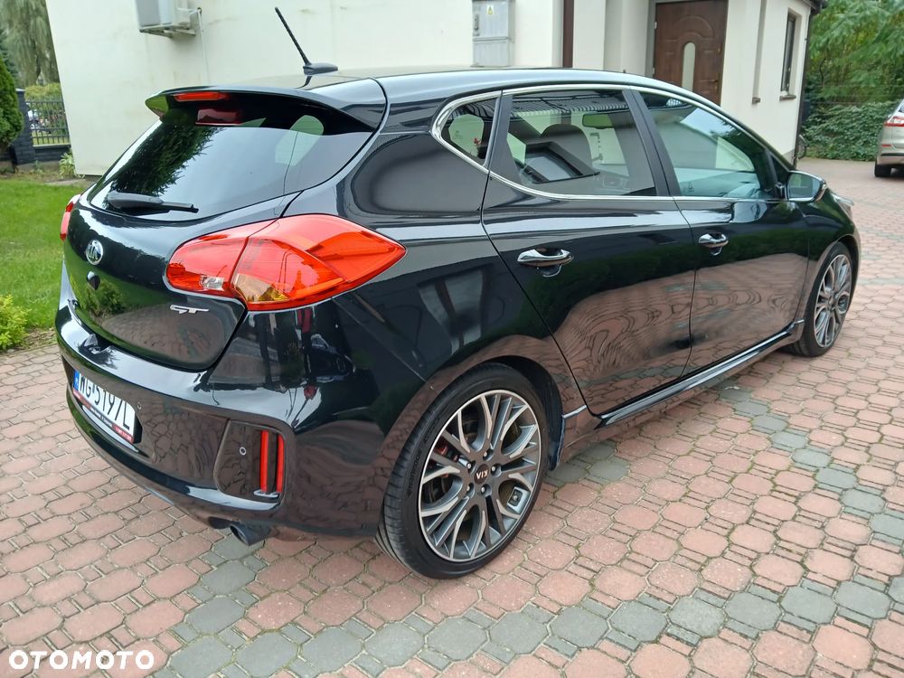 Kia Ceed 1.6 T-GDI GT - 7