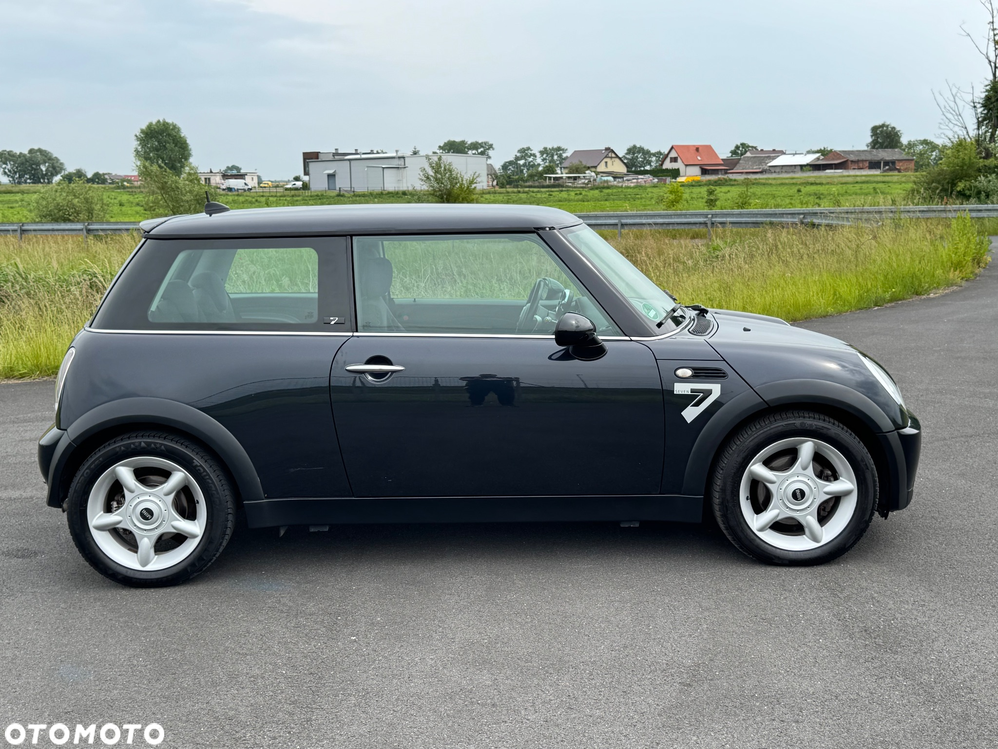 MINI ONE Seven - 10