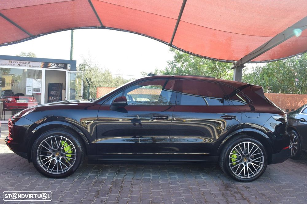 Porsche Cayenne E-Hybrid - 3