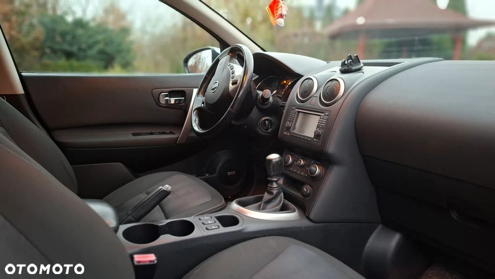Nissan Qashqai - 4