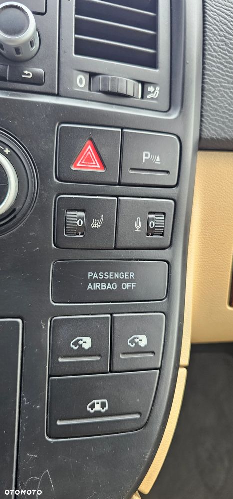 Volkswagen Multivan - 8