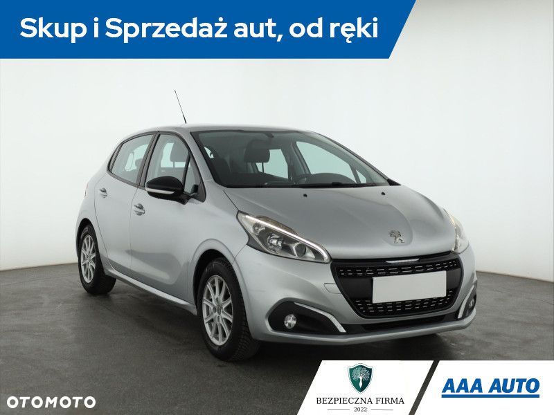 Peugeot 208 - 3
