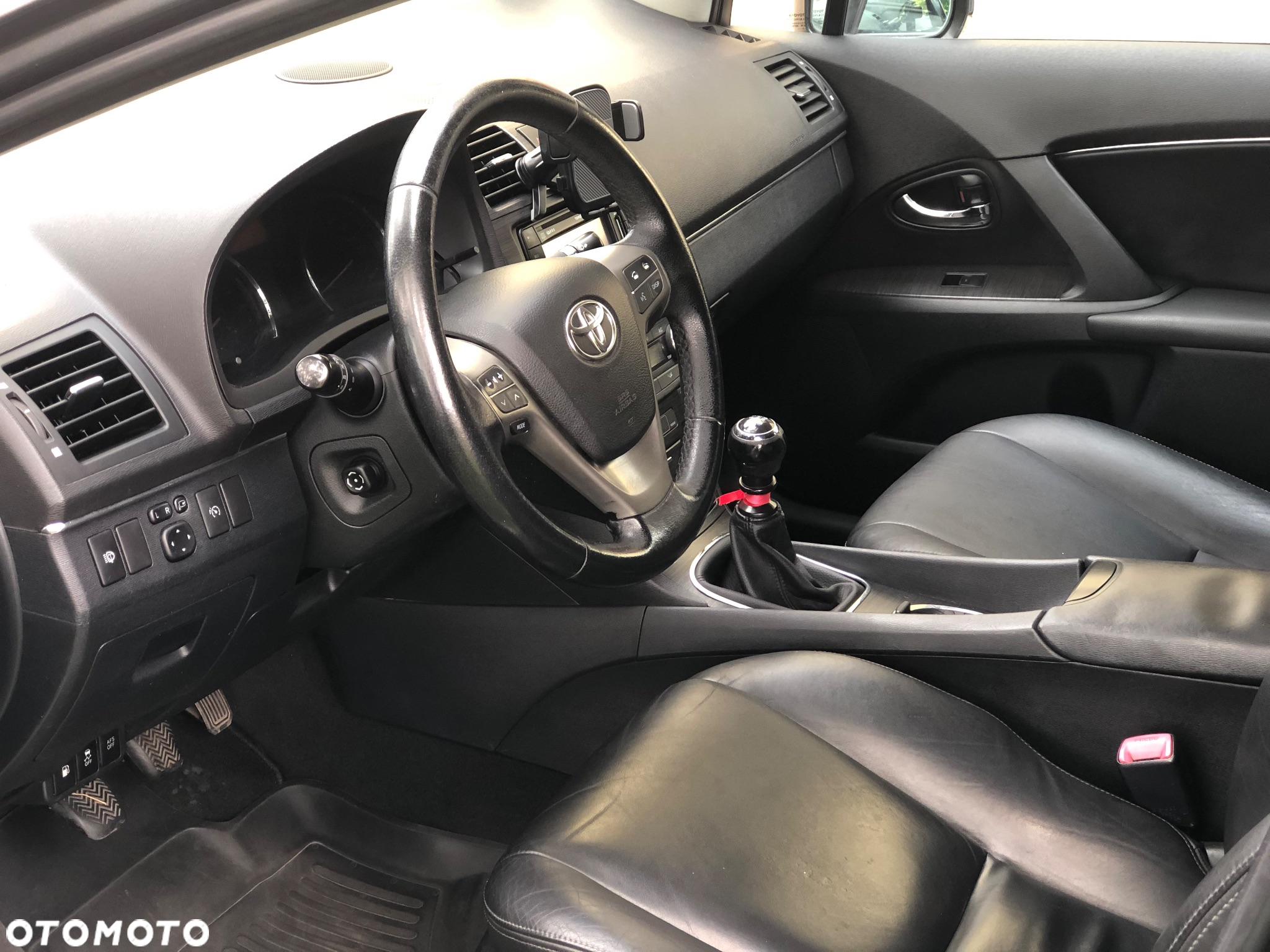 Toyota Avensis 2.0 D-4D Sol+NAVI - 7