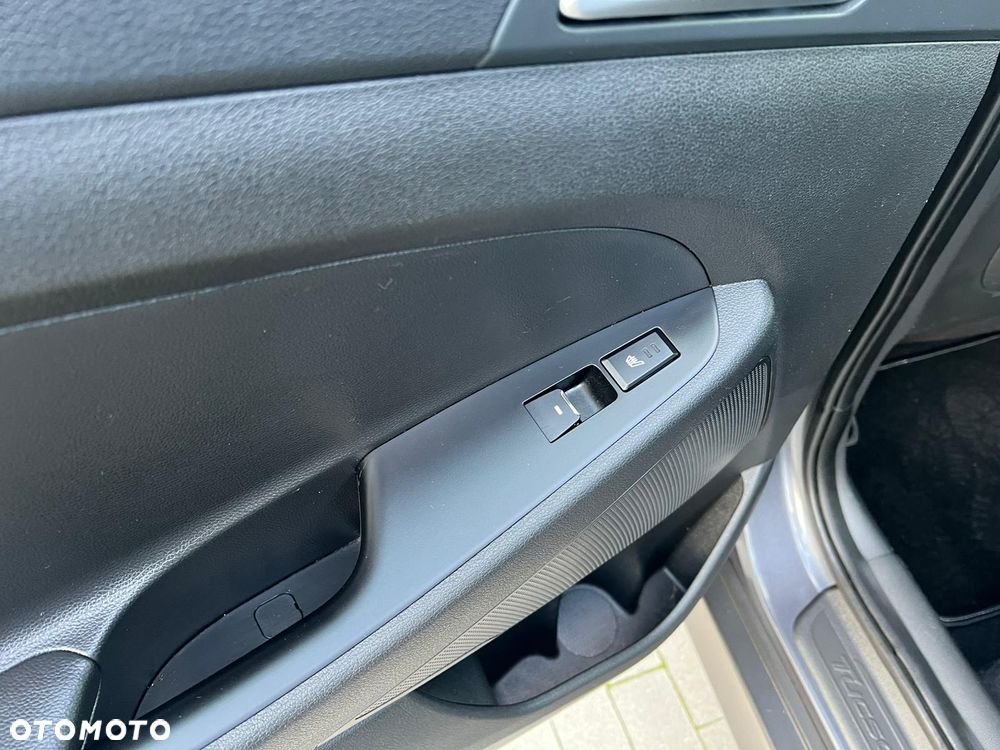 Hyundai Tucson 1.6 GDi 2WD Trend - 17