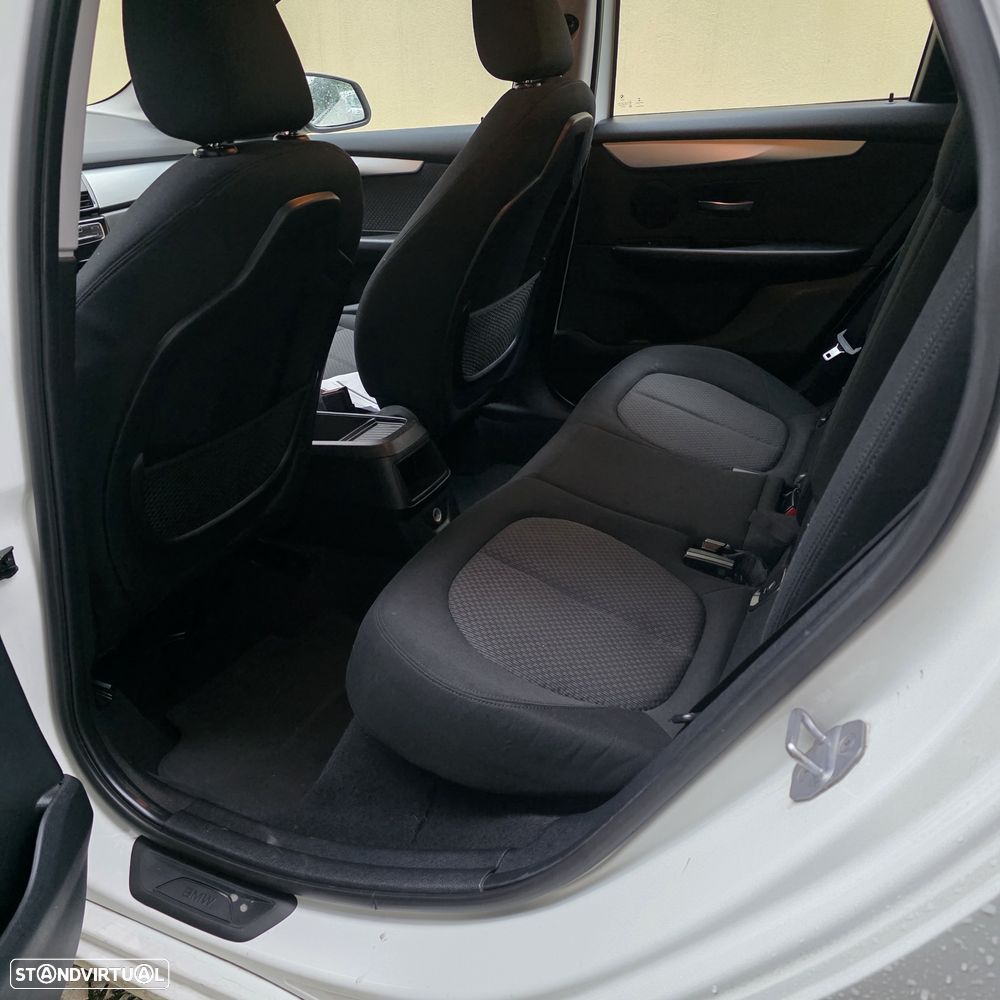 BMW 216 Active Tourer d - 9