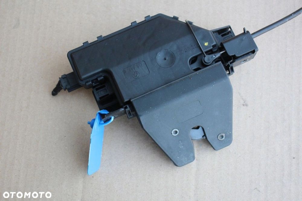 Klamka klapy bagażnika BMW 3 e90 sedan 7840617 - 1