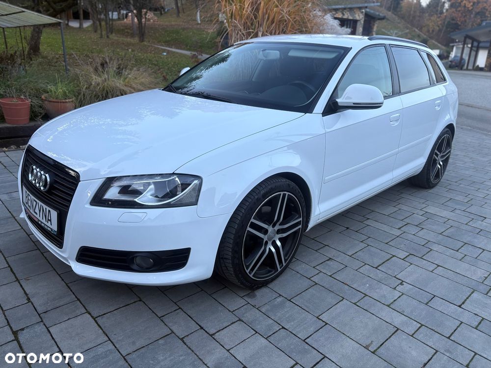 Audi A3 Sportback - 1