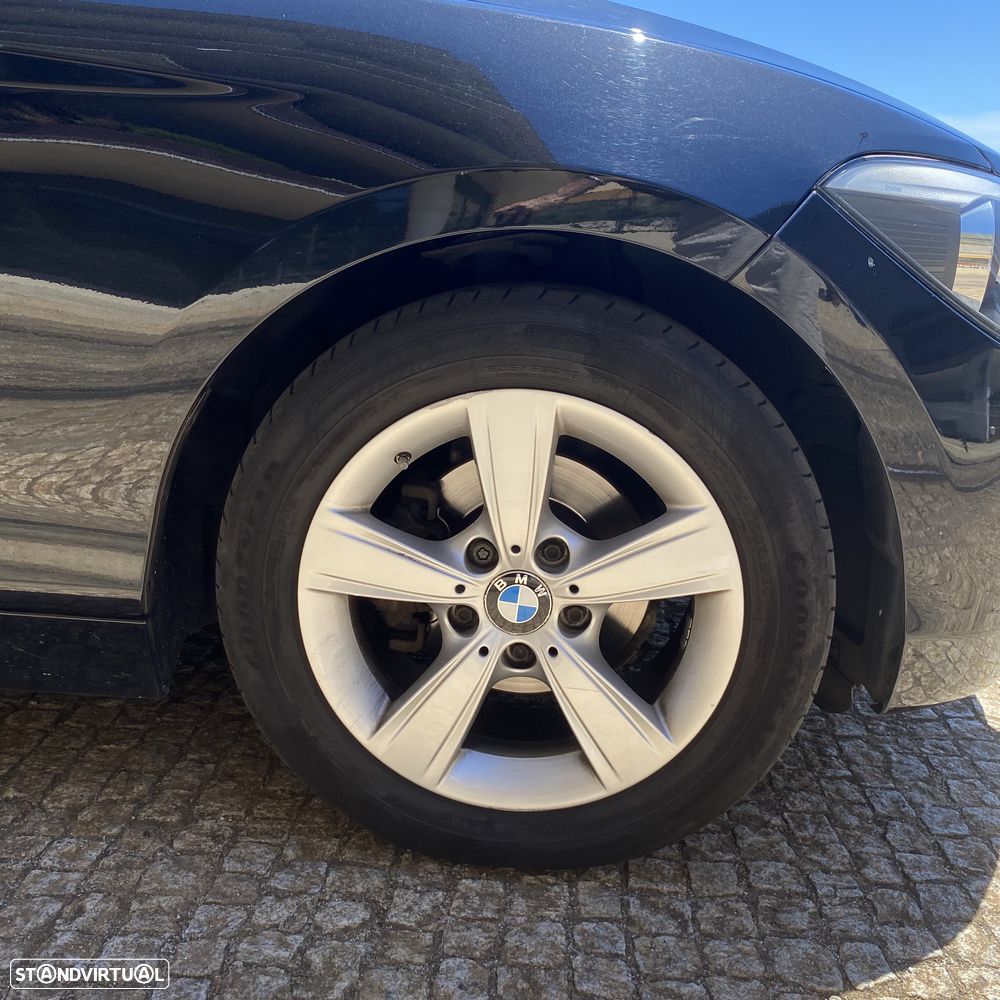 BMW 116 d EDynamics Line Sport - 4