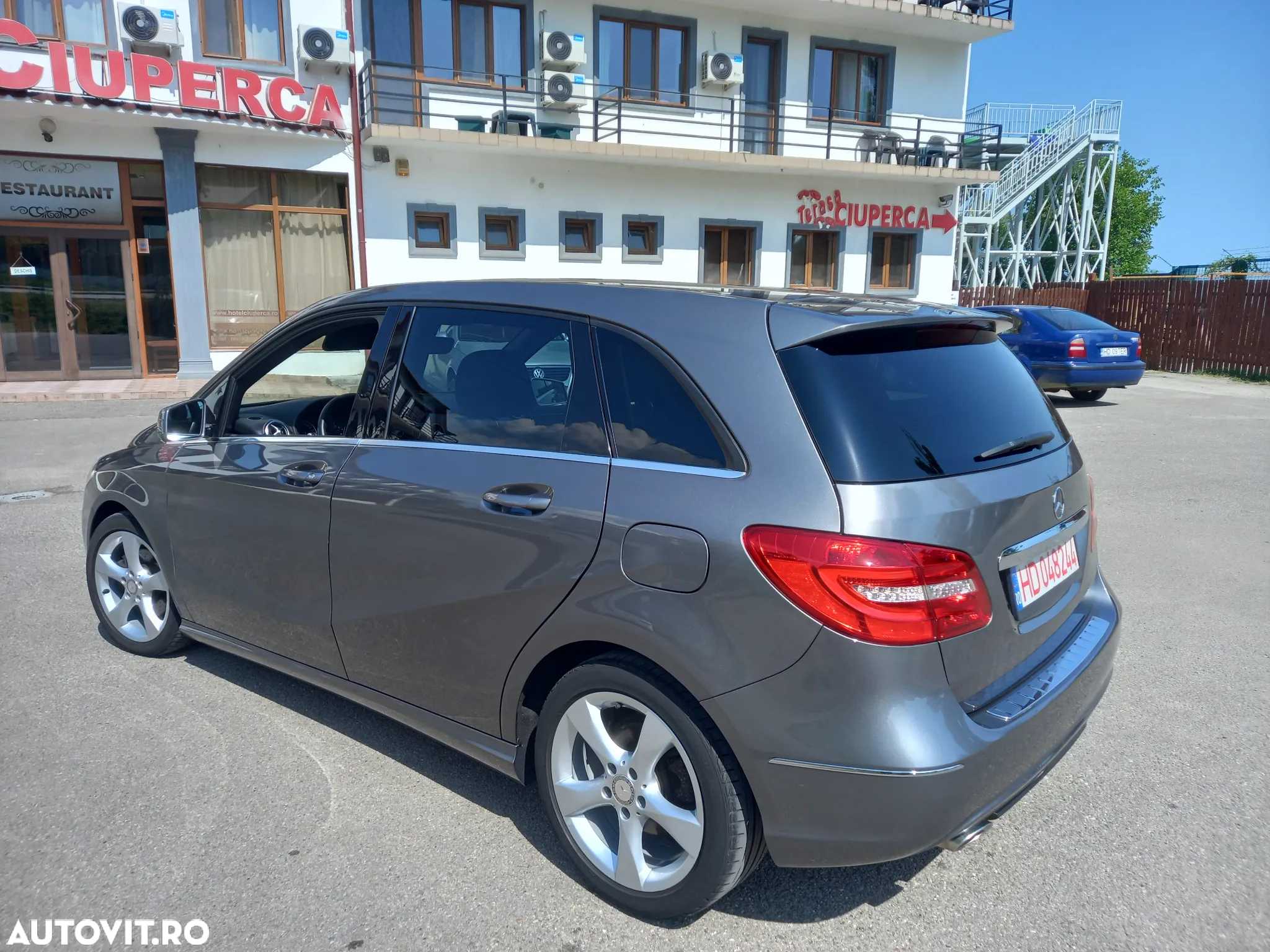 Mercedes-Benz B 180 CDI (BlueEFFICIENCY) - 2