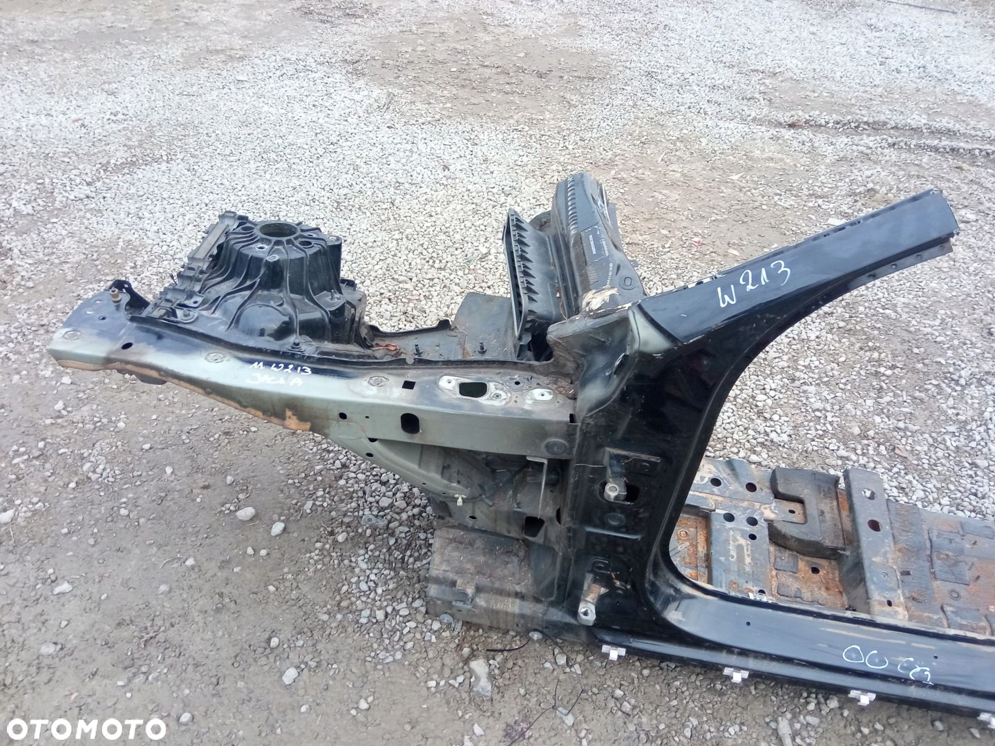 MERCEDES W213 ĆWIARTKA LEWA PRZEDNIA SŁUPEK PRÓG - 3