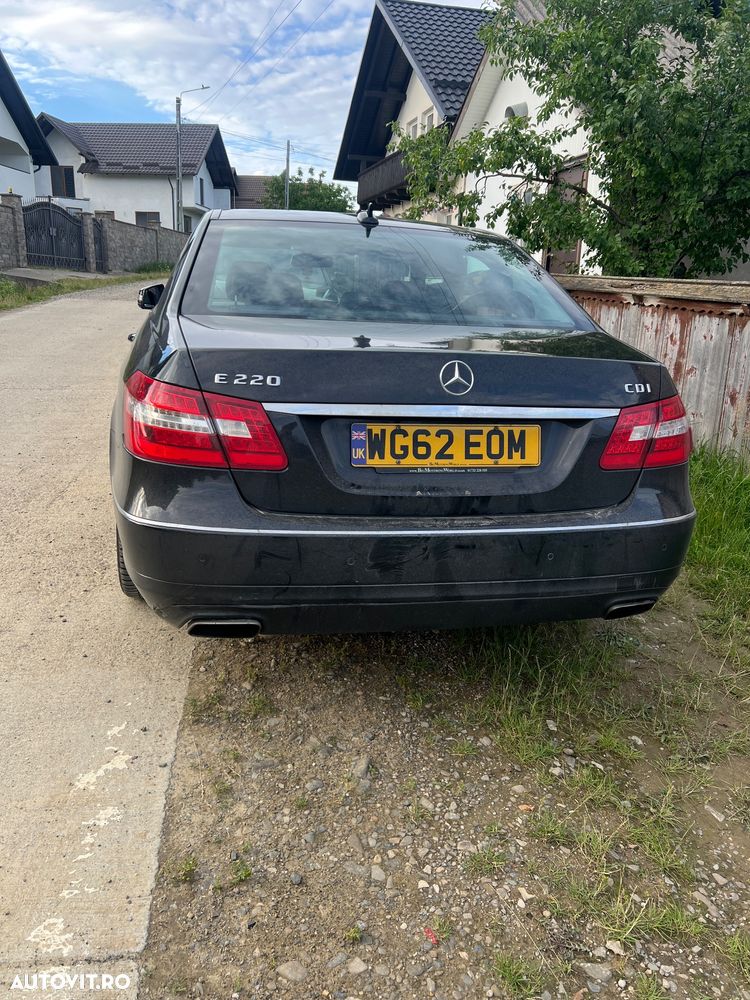 Mercedes-Benz E 220 CDI DPF BlueEFFICIENCY - 7