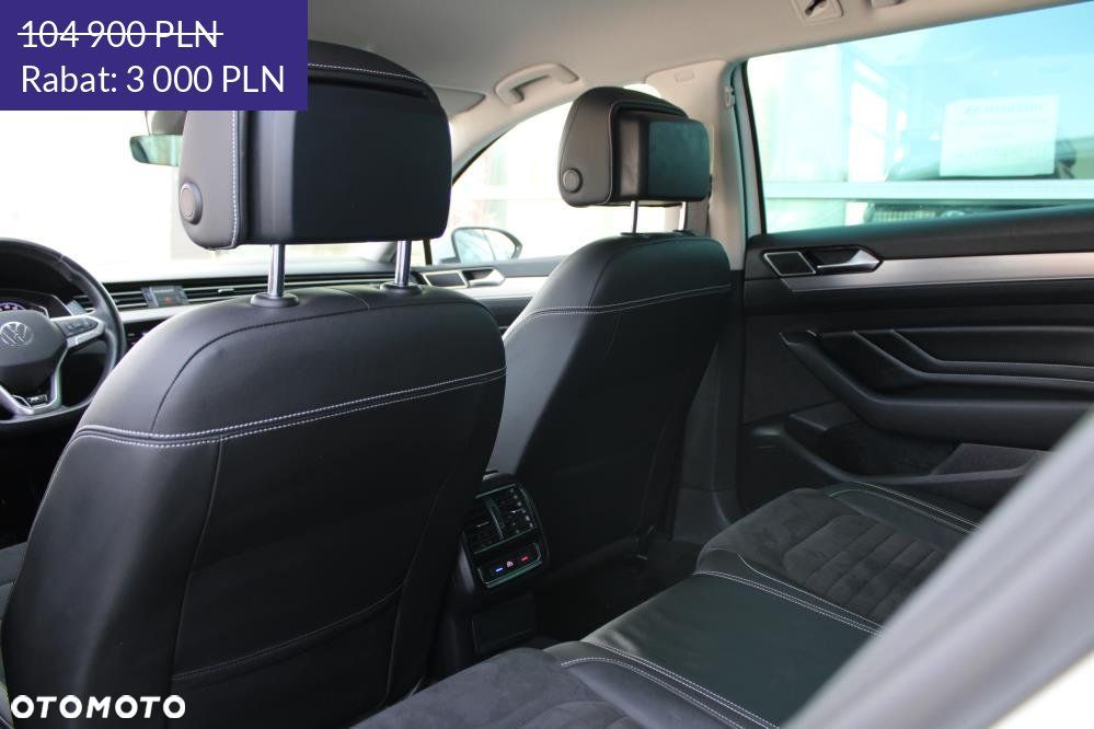 Volkswagen Passat - 11