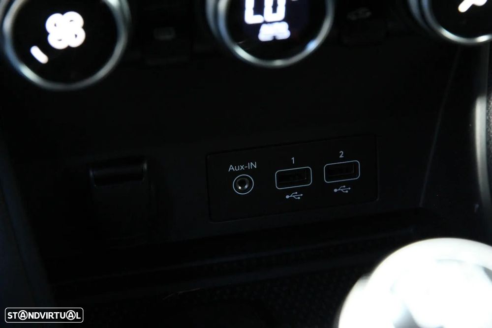 Renault Captur - 16