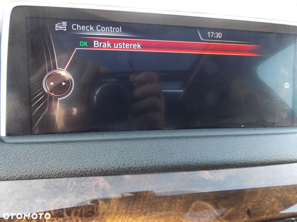 BMW X5 xDrive50i Sport-Aut - 26