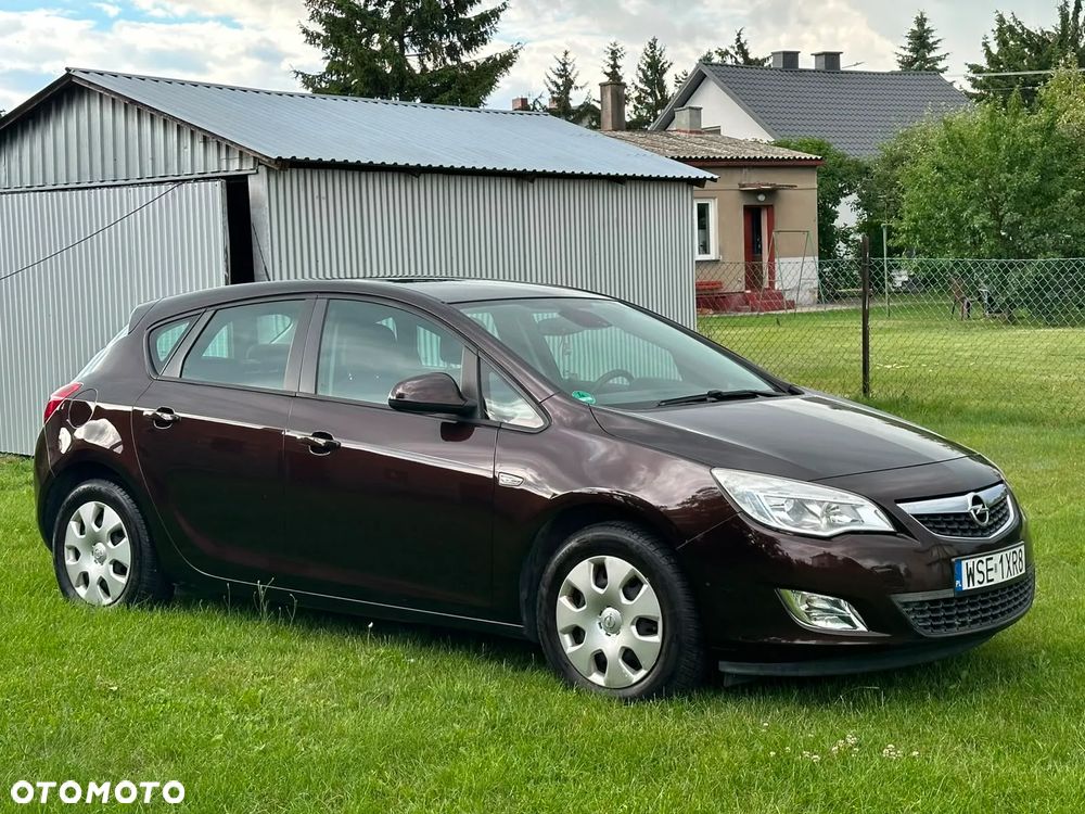 Opel Astra - 1
