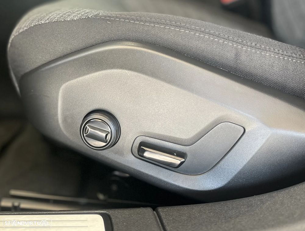 Volvo V60 2.0 T6 AWD TE Core - 17