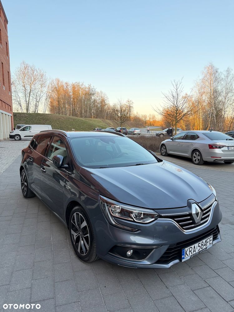 Renault Megane ENERGY TCe 140 EDC BOSE EDITION - 14