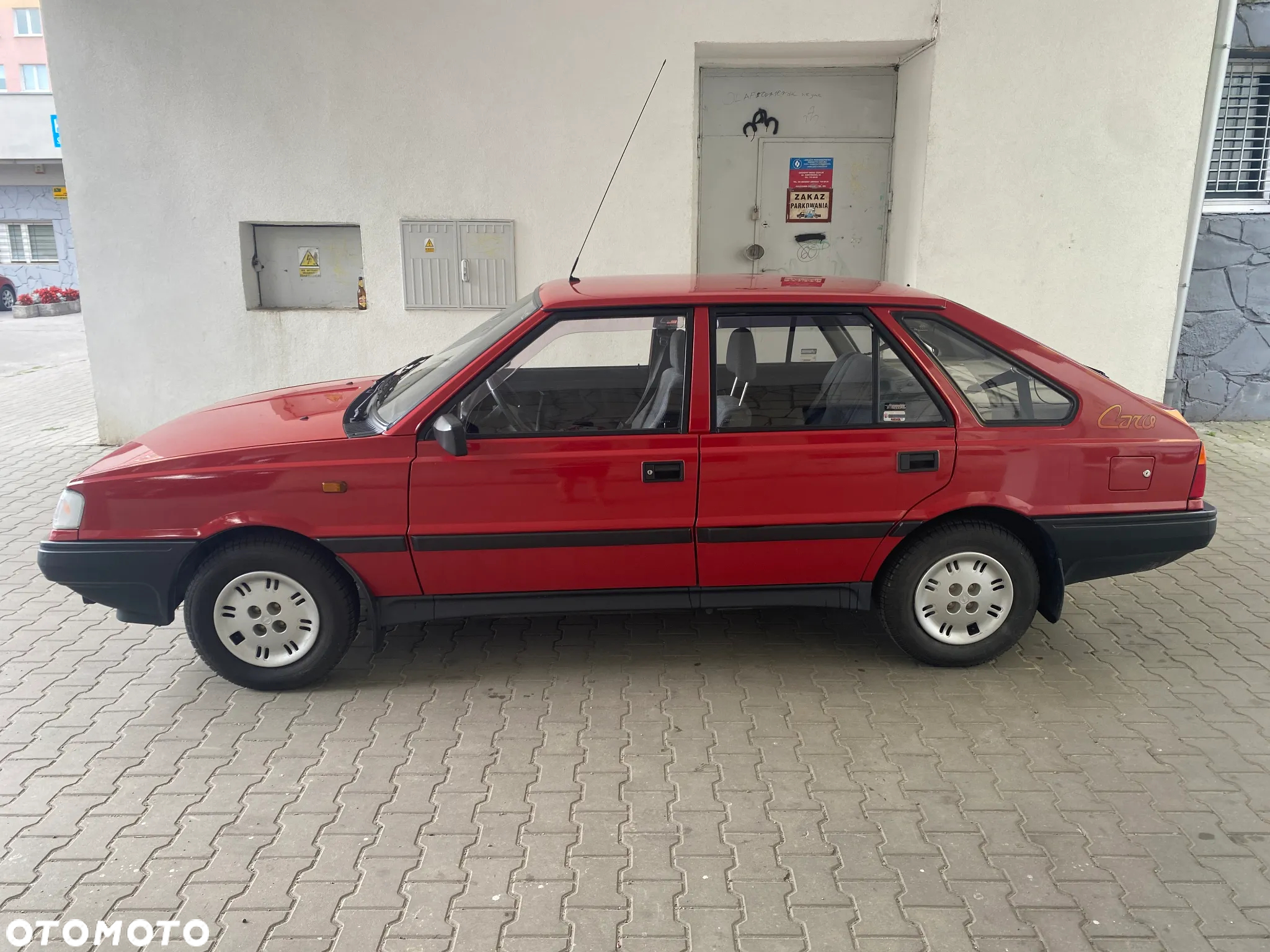Polonez Caro - 3