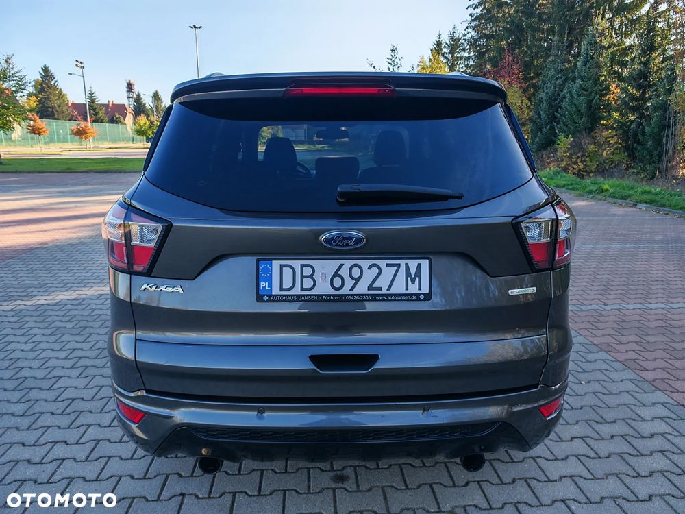 Ford Kuga 1.5 EcoBoost 2x4 ST-Line - 6