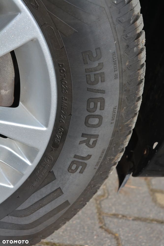 Ford Galaxy 2.0 Titanium - 27