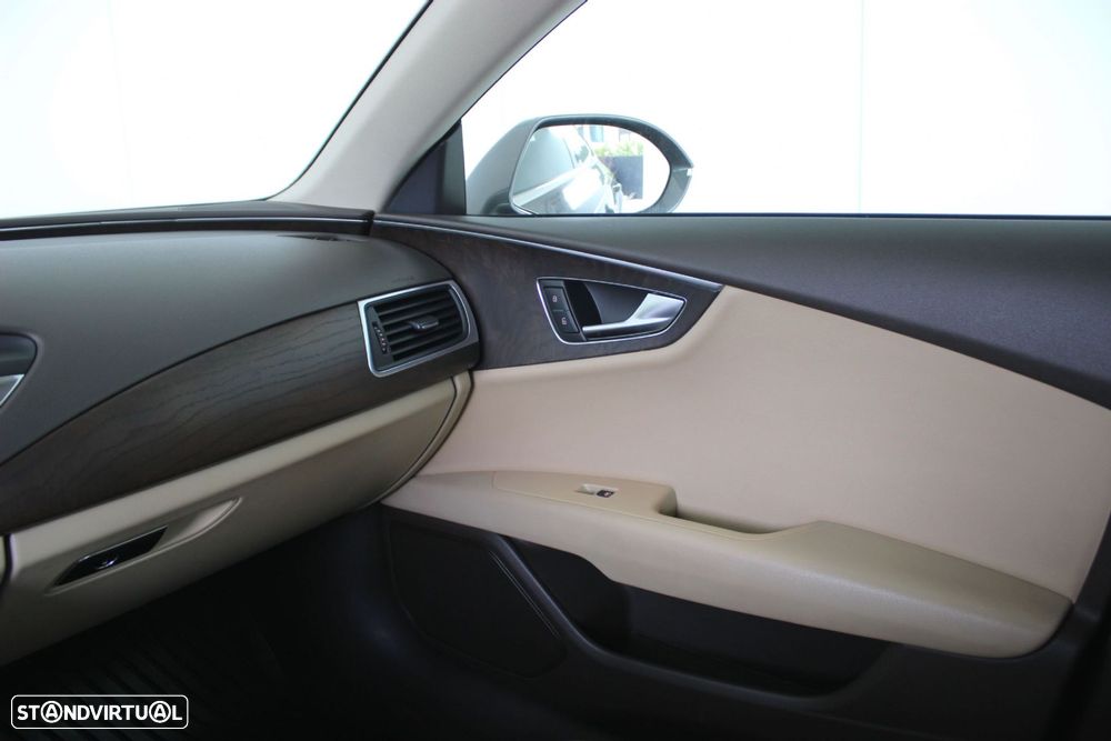 Audi A7 Sportback 3.0 TDI V6 Multitronic - 35