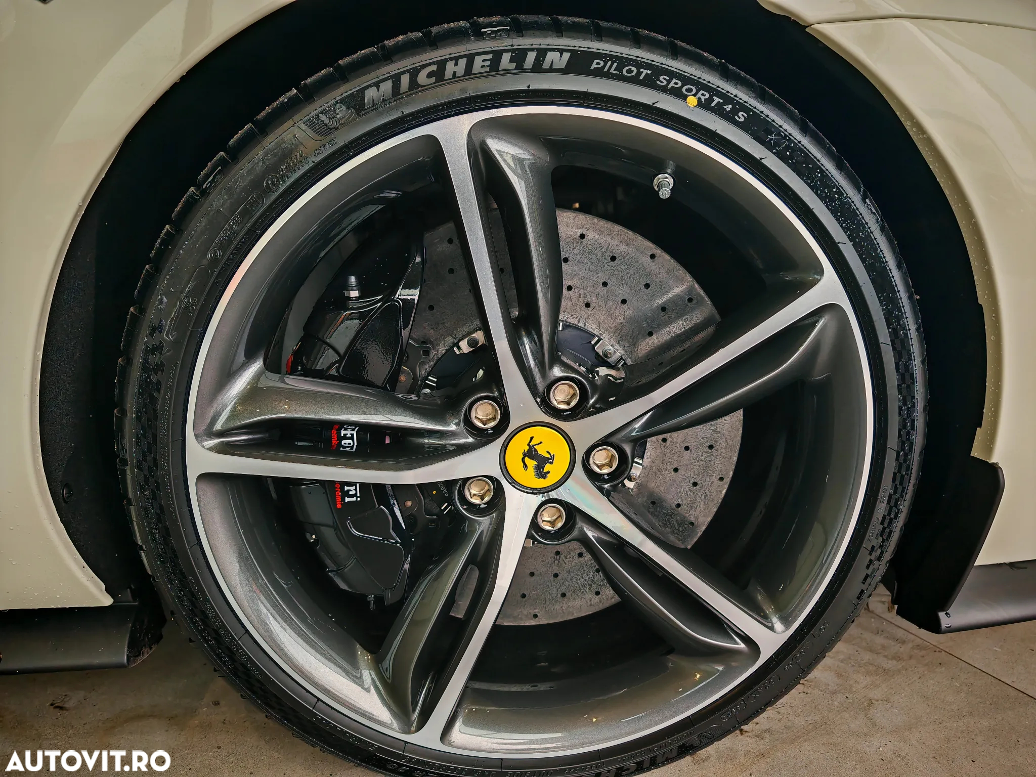 Ferrari 296 GTB - 11