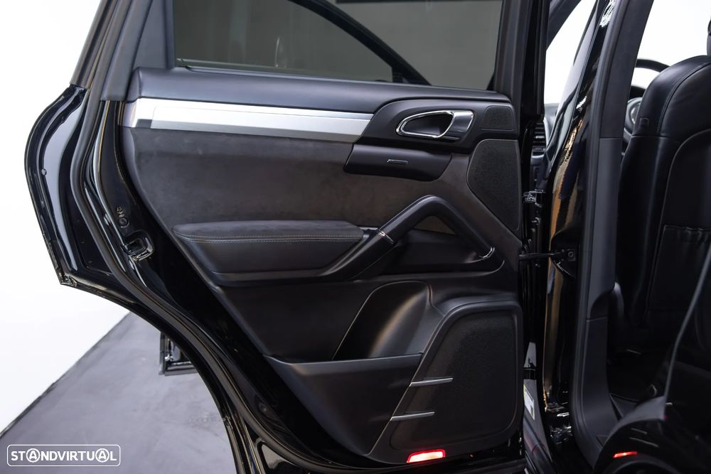 Porsche Cayenne GTS Tiptronic S - 13