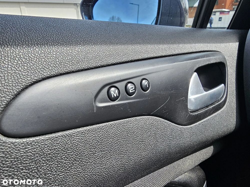 Citroën C5 HDi 135 Exclusive - 28