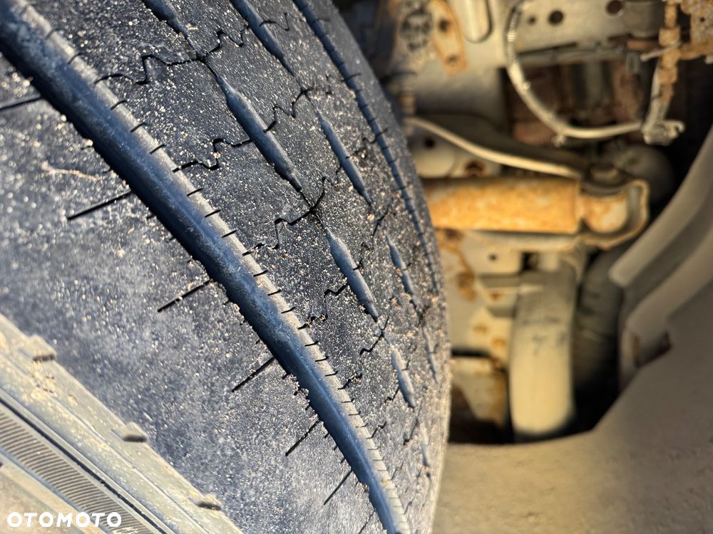 Mercedes-Benz AXOR - 13