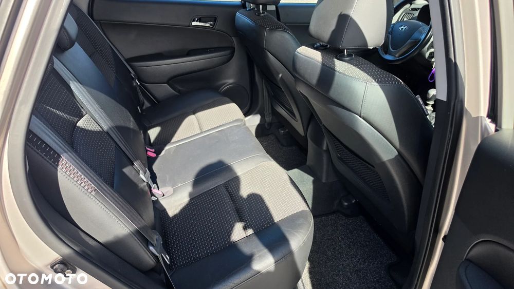 Hyundai i30 1.6 CRDi Style - 15