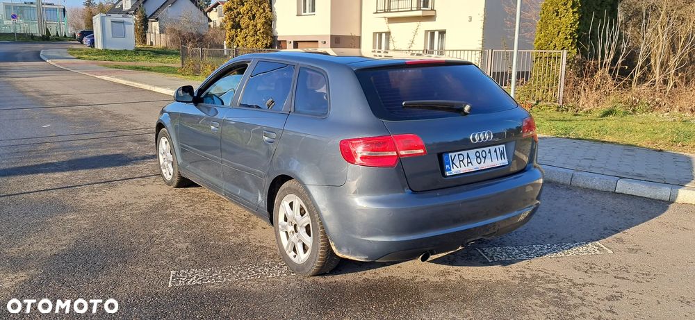 Audi A3 Sportback - 3