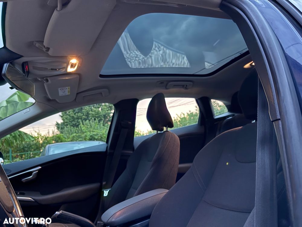 Volvo V40 D2 ECO Momentum - 10