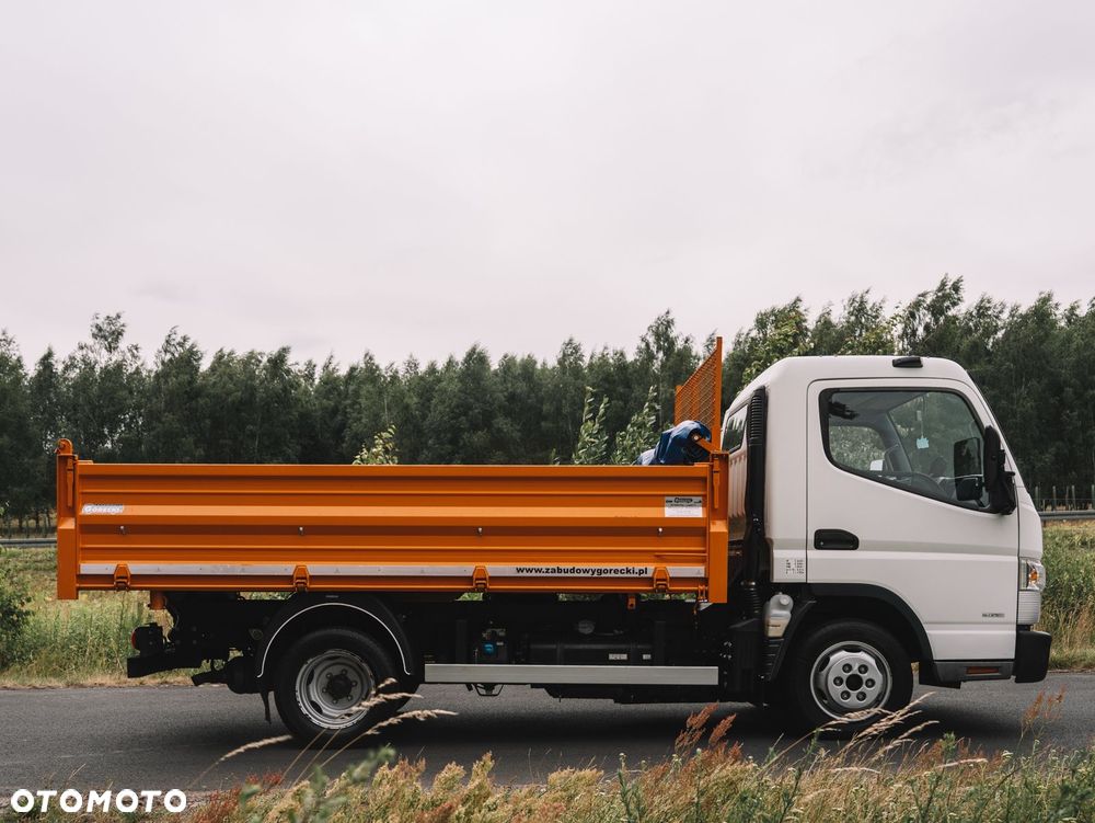 Mitsubishi Fuso Canter - 4
